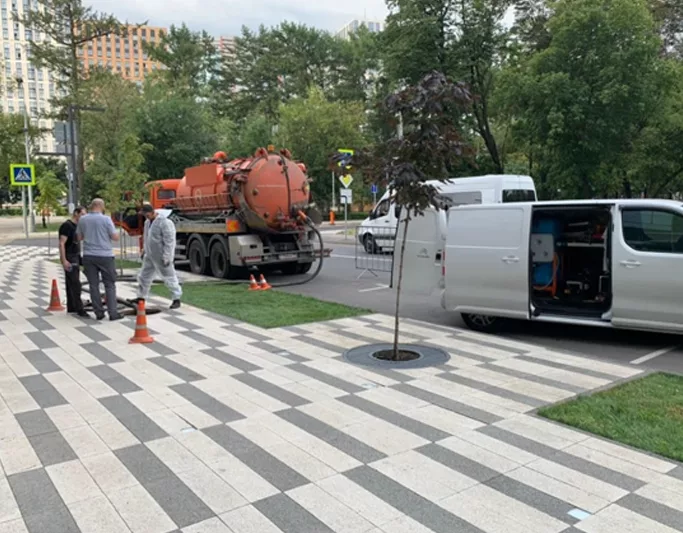 HYATT REGENCY MOSCOW. PETROVSKY PARK ПРОМЫВКА ЛИВНЕВОЙ КАНАЛИЗАЦИИ С ОЧИСТКОЙ